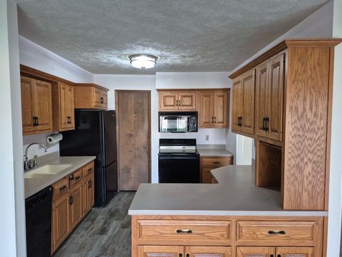 Tiny photo for 43 Crystal Court #B1, Pontiac, IL 61764 (MLS # 12603045)