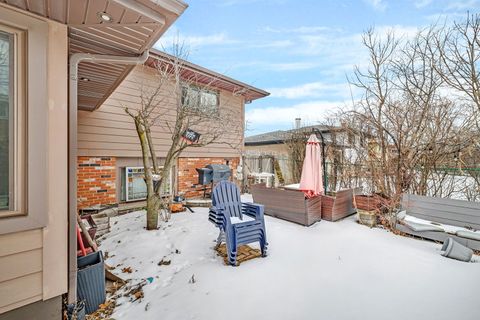 Tiny photo for 15601 Ridgeland Avenue, Oak Forest, IL 60452 (MLS # 12557766)