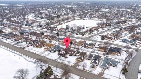 Tiny photo for 15601 Ridgeland Avenue, Oak Forest, IL 60452 (MLS # 12557766)