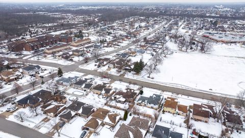 Tiny photo for 15601 Ridgeland Avenue, Oak Forest, IL 60452 (MLS # 12557766)