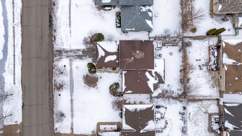 Tiny photo for 15601 Ridgeland Avenue, Oak Forest, IL 60452 (MLS # 12557766)