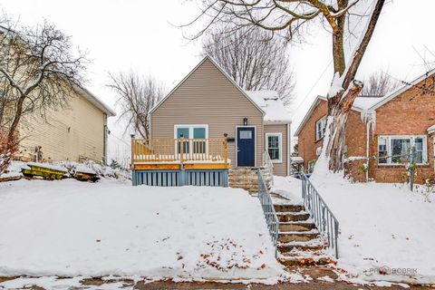 Tiny photo for 924 Lenox Avenue, Waukegan, IL 60085 (MLS # 12528802)