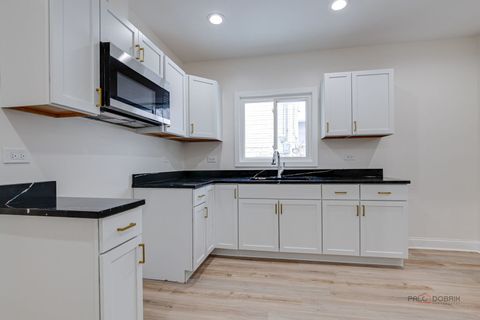 Tiny photo for 924 Lenox Avenue, Waukegan, IL 60085 (MLS # 12528802)