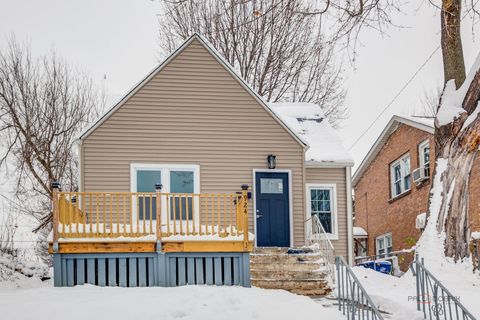 Tiny photo for 924 Lenox Avenue, Waukegan, IL 60085 (MLS # 12528802)