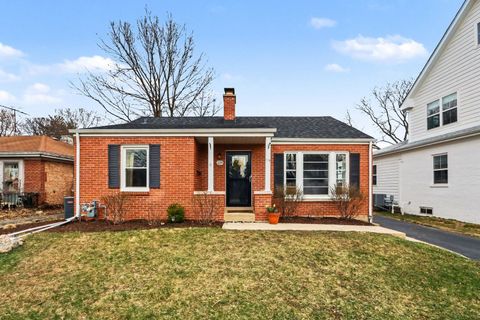 Photo of 119 S Williston Street, Wheaton, IL 60187 (MLS # 12584712)