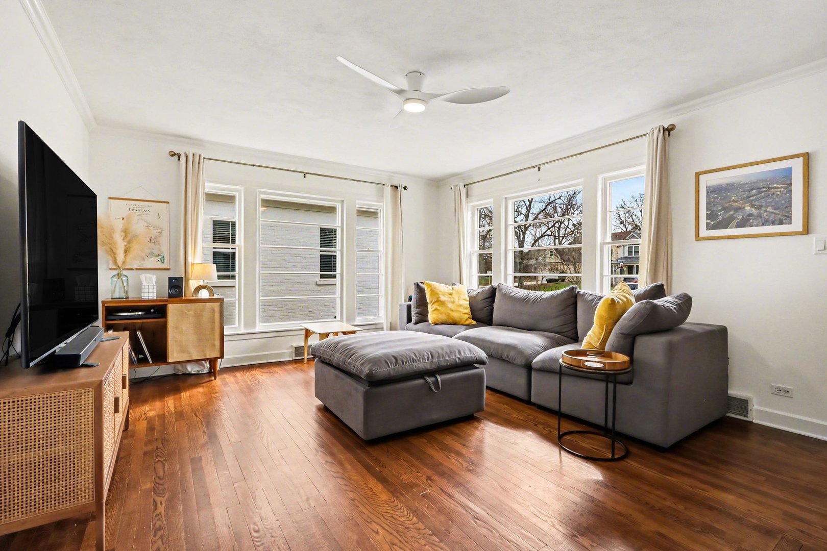 119 S Williston Street