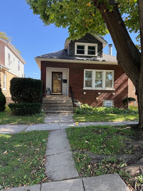 Photo of 1437 Kenilworth Avenue, Berwyn, IL 60402 (MLS # 12781097)