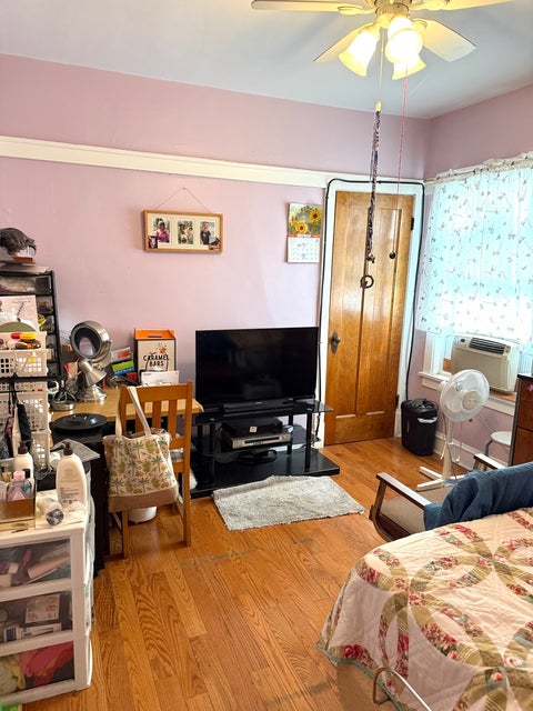 Tiny photo for 1437 Kenilworth Avenue, Berwyn, IL 60402 (MLS # 12781097)