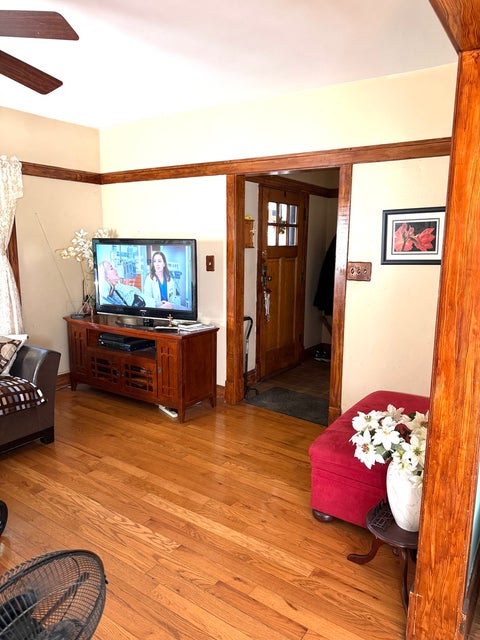 Tiny photo for 1437 Kenilworth Avenue, Berwyn, IL 60402 (MLS # 12781097)