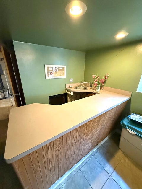 Tiny photo for 1437 Kenilworth Avenue, Berwyn, IL 60402 (MLS # 12781097)