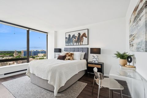 Tiny photo for 5445 N Sheridan Road #1515, Chicago, IL 60640 (MLS # 12450170)