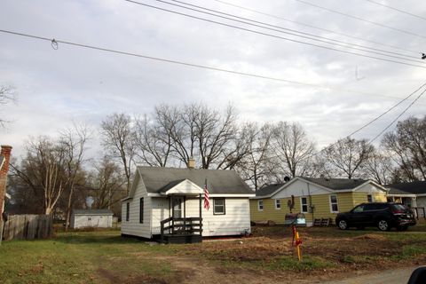 Photo of 215 S Moore Street, South Beloit, IL 61080 (MLS # 12360197)