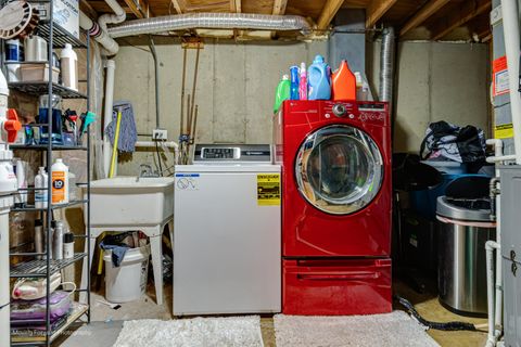 Tiny photo for 660 S Newport Street, Roselle, IL 60172 (MLS # 12504869)