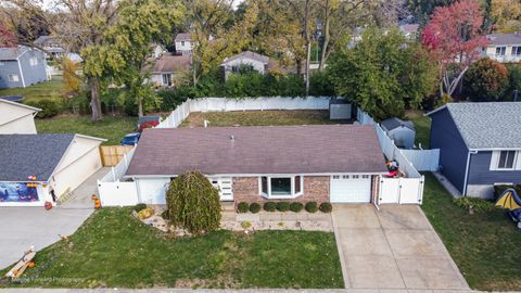 Tiny photo for 660 S Newport Street, Roselle, IL 60172 (MLS # 12504869)