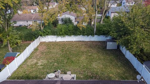 Tiny photo for 660 S Newport Street, Roselle, IL 60172 (MLS # 12504869)