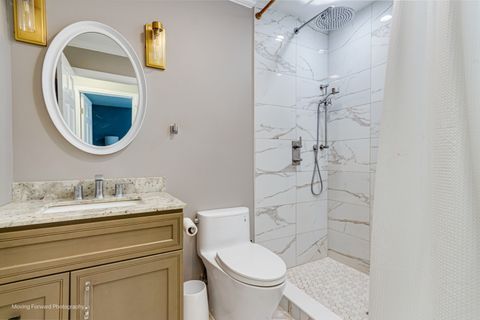 Tiny photo for 660 S Newport Street, Roselle, IL 60172 (MLS # 12504869)