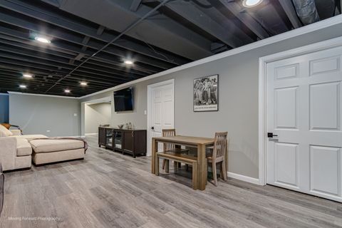 Tiny photo for 660 S Newport Street, Roselle, IL 60172 (MLS # 12504869)