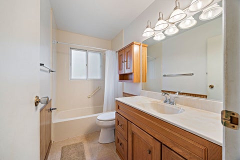 Tiny photo for 911 Melrose Court, McHenry, IL 60050 (MLS # 12785645)