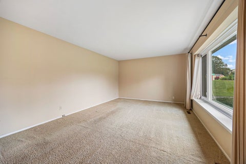 Tiny photo for 911 Melrose Court, McHenry, IL 60050 (MLS # 12785645)