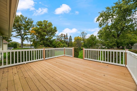 Tiny photo for 911 Melrose Court, McHenry, IL 60050 (MLS # 12785645)