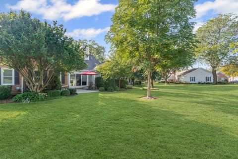 Tiny photo for 688 Glasgow Lane, Prospect Heights, IL 60070 (MLS # 12473112)