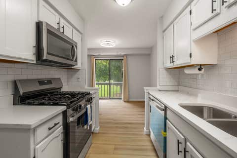 Tiny photo for 1824 Portsmouth Drive #C, Lisle, IL 60532 (MLS # 12715820)