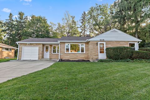 1015 Lawrence Avenue Elgin IL 60123