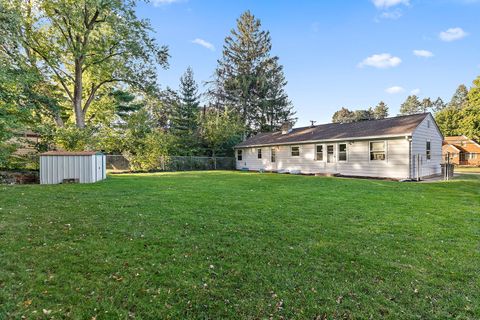 Tiny photo for 1015 Lawrence Avenue, Elgin, IL 60123 (MLS # 12504014)