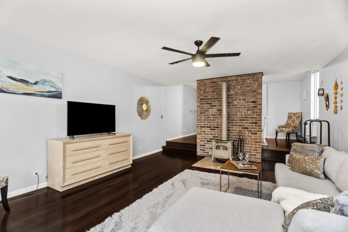 530 Hinman Avenue 2B