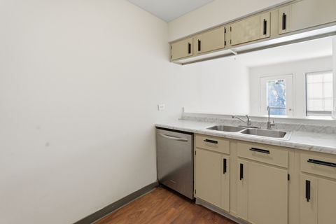 Tiny photo for 566 Chard Court, Grayslake, IL 60030 (MLS # 12495406)