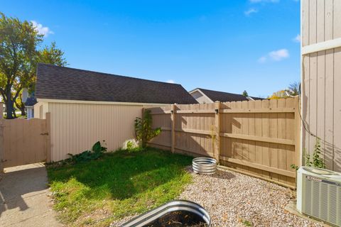 Tiny photo for 566 Chard Court, Grayslake, IL 60030 (MLS # 12495406)