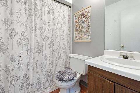 Tiny photo for 566 Chard Court, Grayslake, IL 60030 (MLS # 12495406)