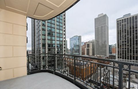 Tiny photo for 10 E Delaware Place #14A, Chicago, IL 60611 (MLS # 12607150)