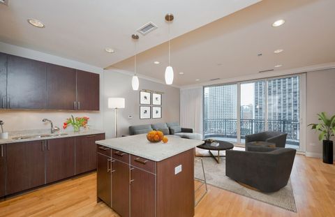 Tiny photo for 10 E Delaware Place #14A, Chicago, IL 60611 (MLS # 12607150)