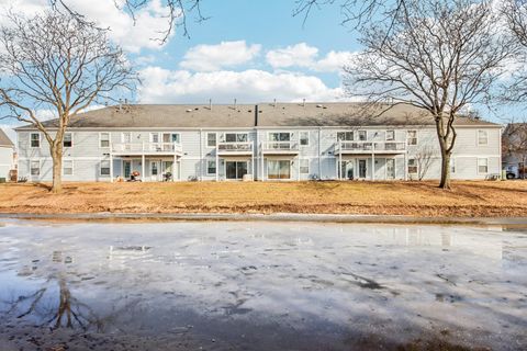 Tiny photo for 1254 Ballantrae Place #D, Mundelein, IL 60060 (MLS # 12567075)