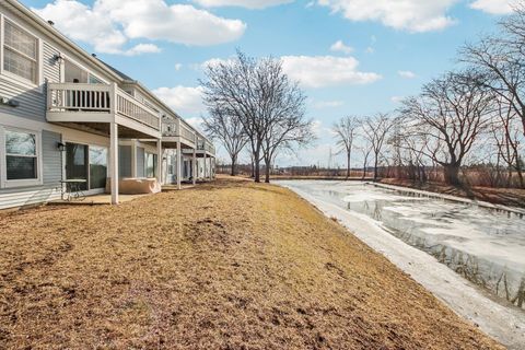 Tiny photo for 1254 Ballantrae Place #D, Mundelein, IL 60060 (MLS # 12567075)