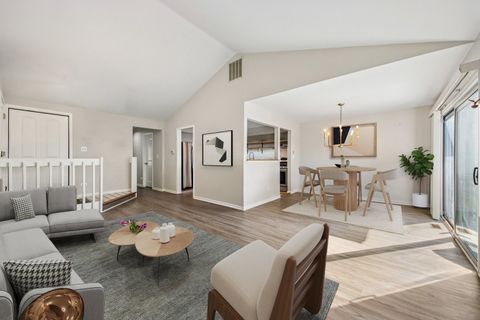 Tiny photo for 1254 Ballantrae Place #D, Mundelein, IL 60060 (MLS # 12567075)