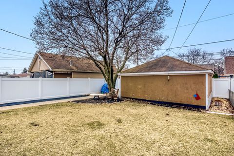 Tiny photo for 11304 S Saint Louis Avenue, Chicago, IL 60655 (MLS # 12597411)