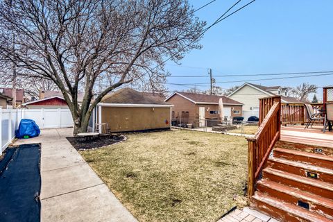 Tiny photo for 11304 S Saint Louis Avenue, Chicago, IL 60655 (MLS # 12597411)