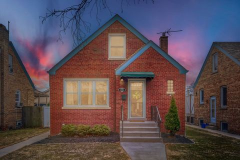 Tiny photo for 11304 S Saint Louis Avenue, Chicago, IL 60655 (MLS # 12597411)