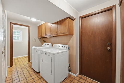 Tiny photo for 516 Janine Lane, Schaumburg, IL 60193 (MLS # 12645517)
