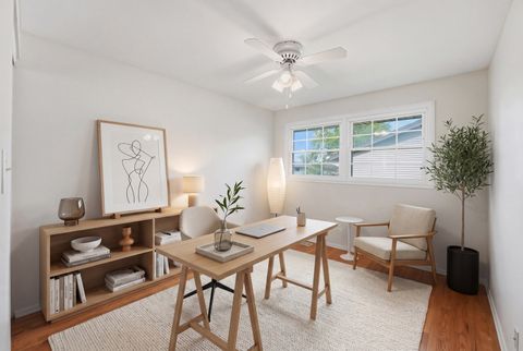 Tiny photo for 516 Janine Lane, Schaumburg, IL 60193 (MLS # 12645517)