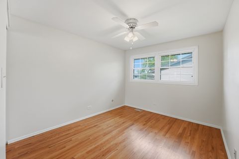Tiny photo for 516 Janine Lane, Schaumburg, IL 60193 (MLS # 12645517)