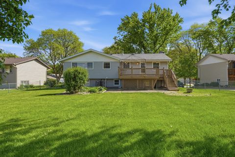 Tiny photo for 516 Janine Lane, Schaumburg, IL 60193 (MLS # 12645517)