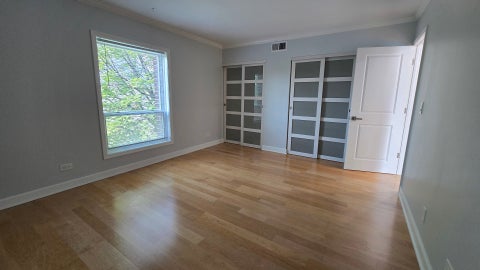 Tiny photo for 6330 Lincoln Avenue #4J, Morton Grove, IL 60053 (MLS # 12780984)