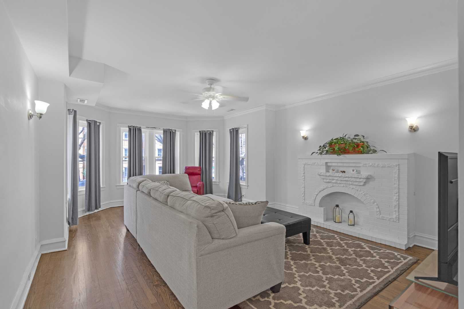 5429 N Campbell Avenue