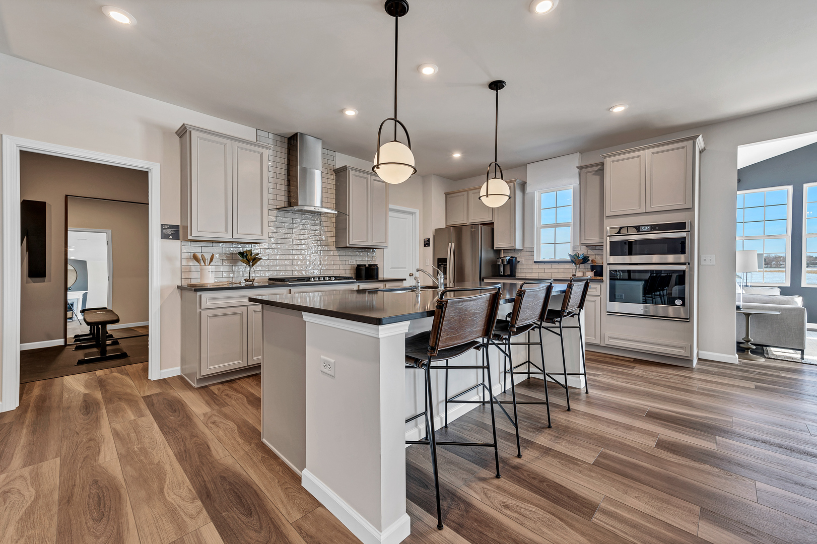 23448 W Lansdowne Road