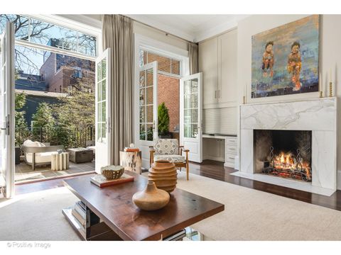 Tiny photo for 1853 N Burling Street, Chicago, IL 60614 (MLS # 12450003)
