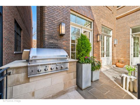 Tiny photo for 1853 N Burling Street, Chicago, IL 60614 (MLS # 12450003)