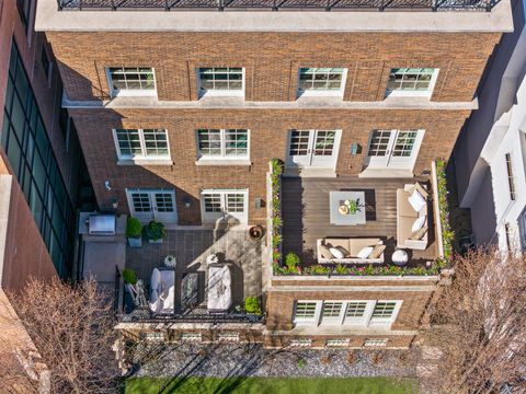 Tiny photo for 1853 N Burling Street, Chicago, IL 60614 (MLS # 12450003)